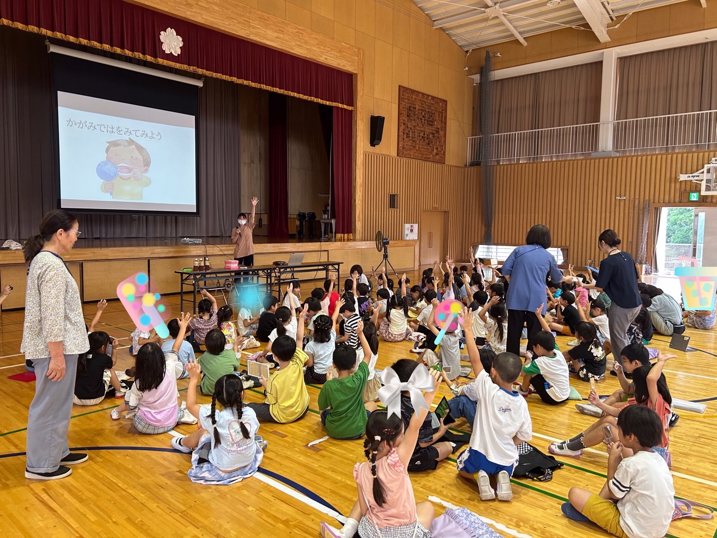 先日、小学校に歯磨き指導に行きました☺️